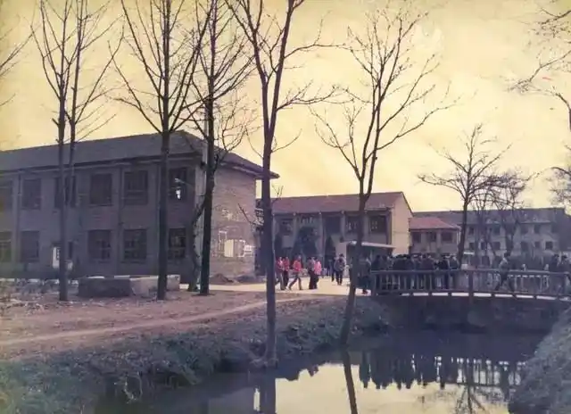 老照片:昔日的江苏宜兴,这样的宜兴你还认识吗?