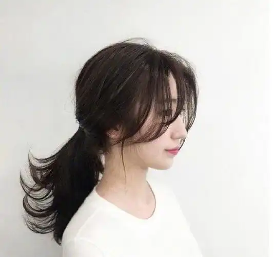 9款低马尾造型示范,温柔甜美系!-发型- 女人街