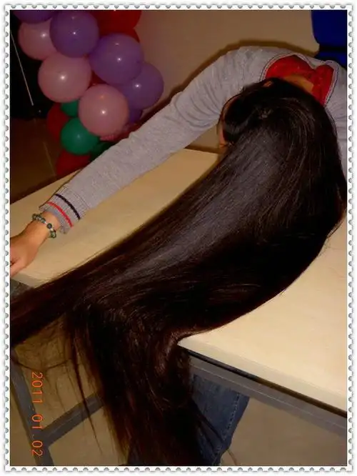 元旦剪下美丽可爱姑娘的栗色长发-上海ww230 231#(7) 剪发-中国长发