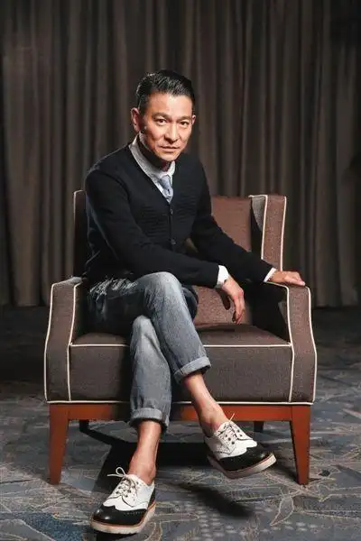 刘德华回应不老男神话题现在让我演小鲜肉心虚