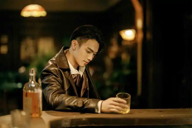 烈火军校剧情升级引爆泪点许凯演技获认可