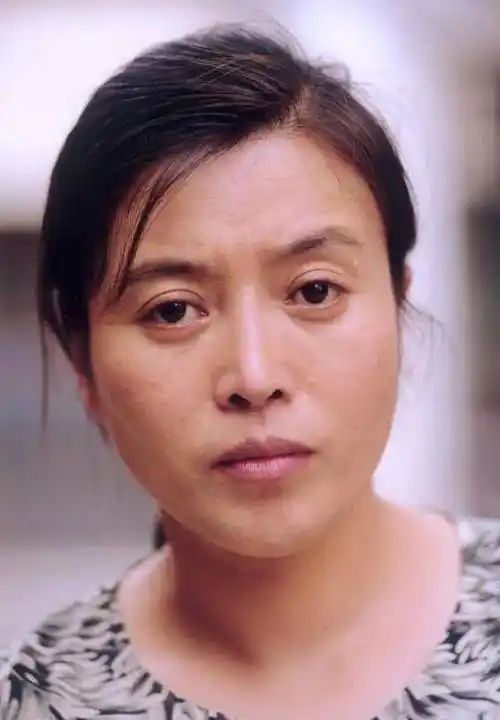 曾与孙红雷相恋,演员影后丁嘉丽忏悔"我不是人"