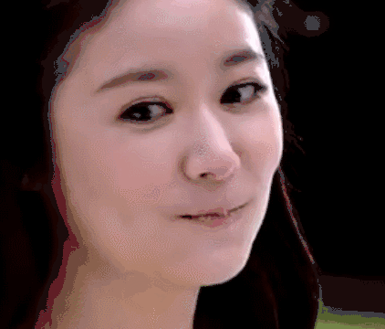 42岁林心如总是给人萌萌的少女感,不过这毛衣有点热了吧!