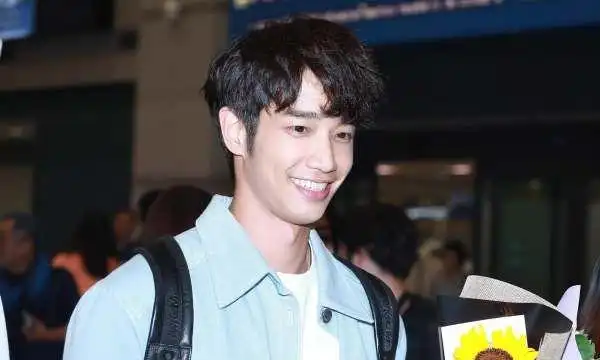 没有名字的甜点店,《十二谭》男主刘以豪有哪些代表作品图1