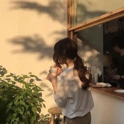 不露脸女生头像