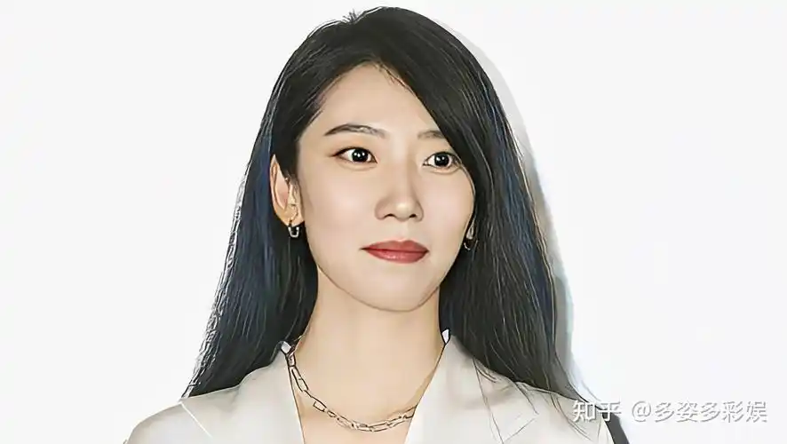 窦靖童与王传君主演的新剧开机,颜丙燕等人参演,导演是李孟桥