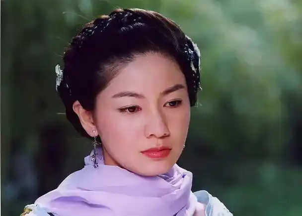 杨丞琳饰演的赵阿宝