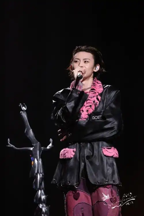 小鬼王琳凯成都演唱会##小鬼916成都演唱会