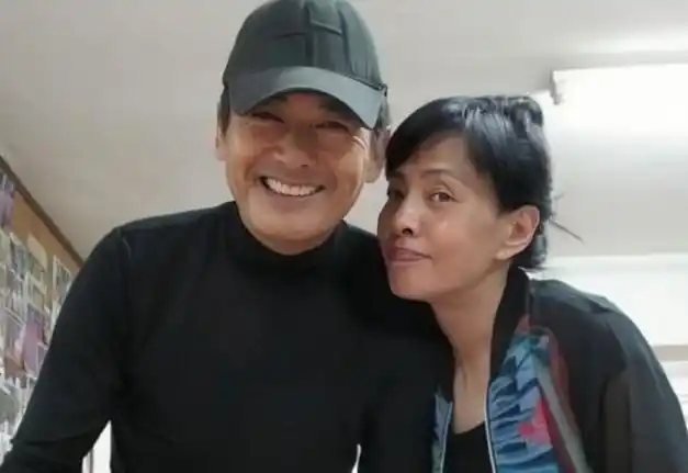 周润发首度回应裸捐56亿!表示是妻子决定