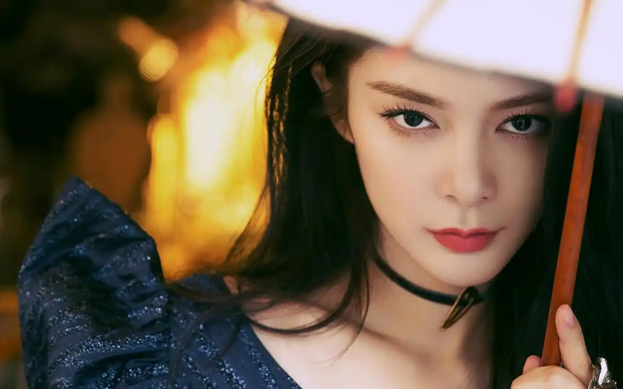 傅菁飒冷性感高清桌面壁纸