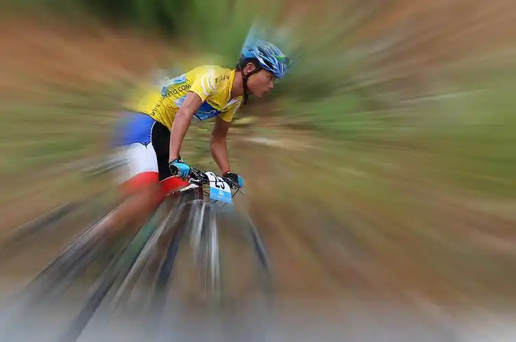 变焦和转焦技术的运用探讨