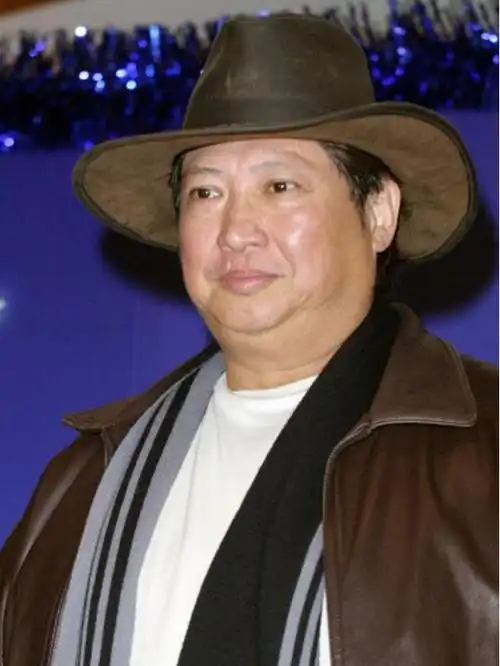 李连杰曾被他踢伤,洪金宝见他就怕,网友:只能让李小龙来了!