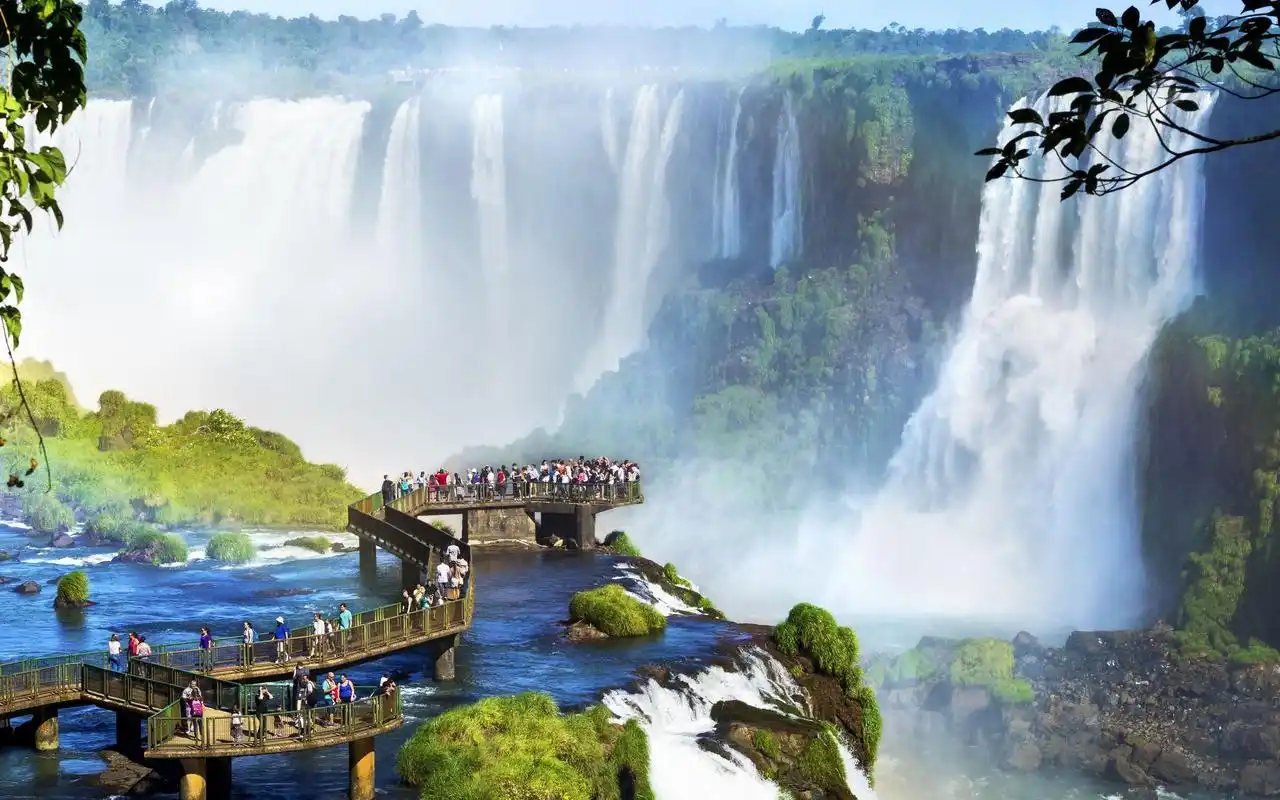 山水风景图片高清壁纸瀑布_手机壁纸大全