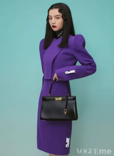 春夏释出杂志大片 多维度发力展无限势能_凤凰网娱乐_凤凰网