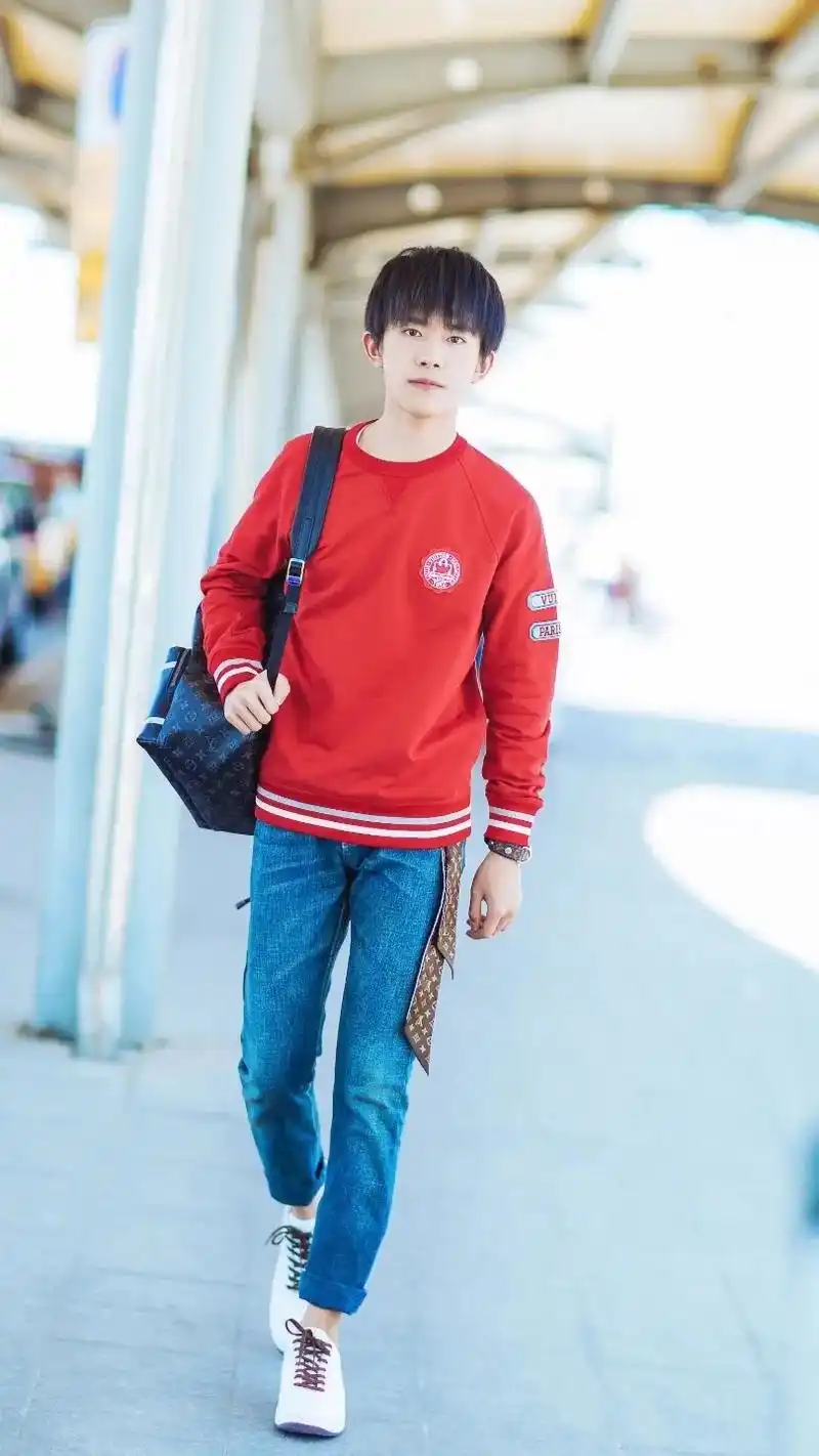 易烊千玺 我是你的八千万分之一,你仍然是我的唯一#易烊千玺 - 抖音