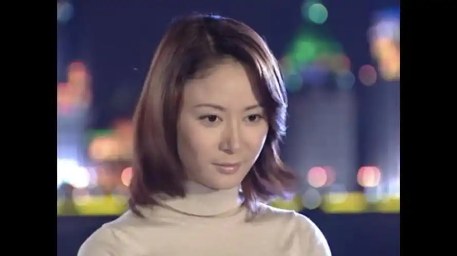 没有人觉得傅菁和粉红女郎里的余露有点像吗