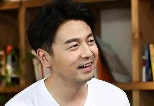 白玉兰后雷佳音获新身份,"草根"雷佳音和他因脾气差得来的爱情