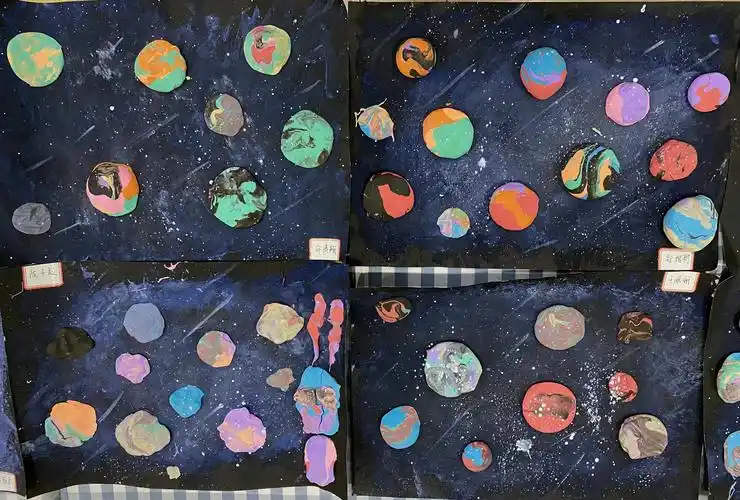 小创客美术:12.8/12.10《太空星球》