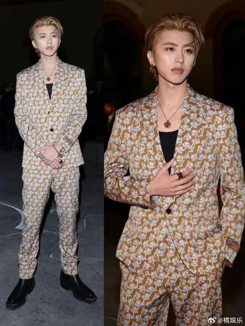 蔡徐坤碎花黄西装##蔡徐坤时装周g社生图