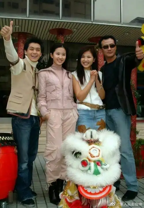 #刘亦菲林志颖20年前合照#