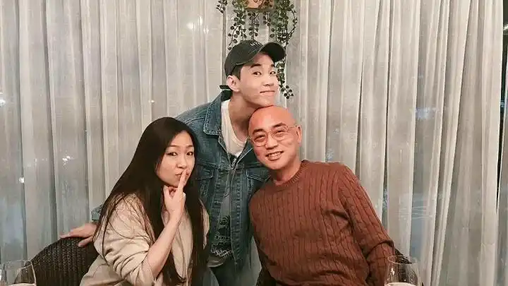 【henry刘宪华】0102ig家族乐队聚餐了!