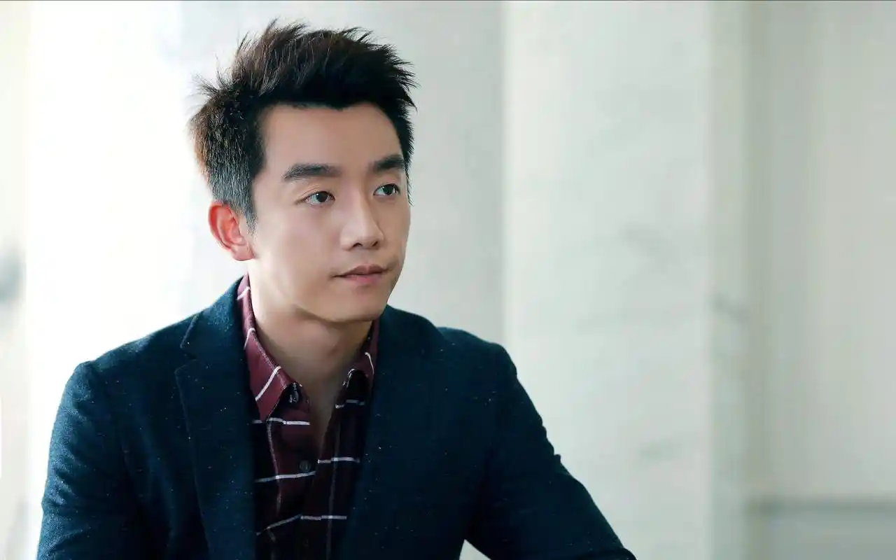 皮一下很开心!郑恺想放烟花,被中国消防盯上了,他这样回复