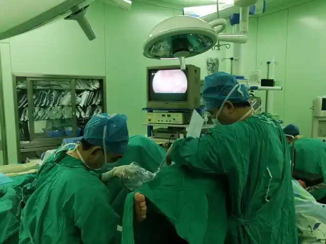 泗泾医院泌尿外科开展膀胱镜下钬激光治疗膀胱结石,无创伤,疗效肯定