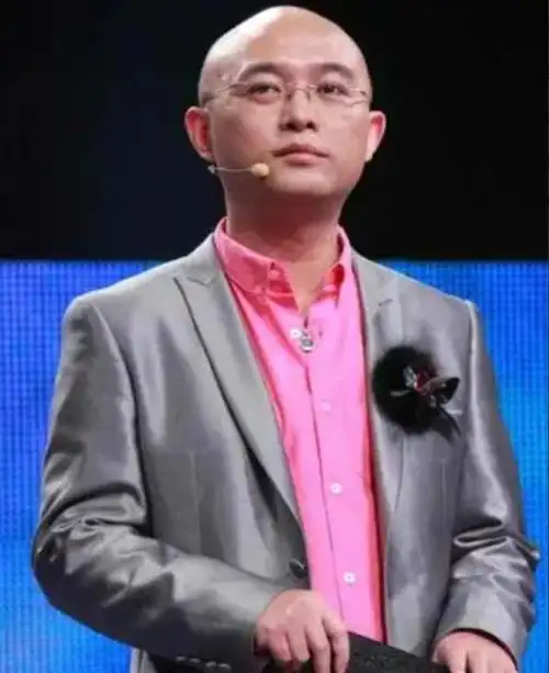 主持人孟非娶21岁初恋为妻非诚勿扰成名出道至今零绯闻