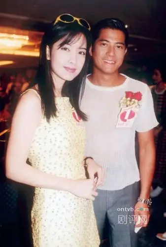 郭富城周慧敏被封"冻龄靓仔靓女"