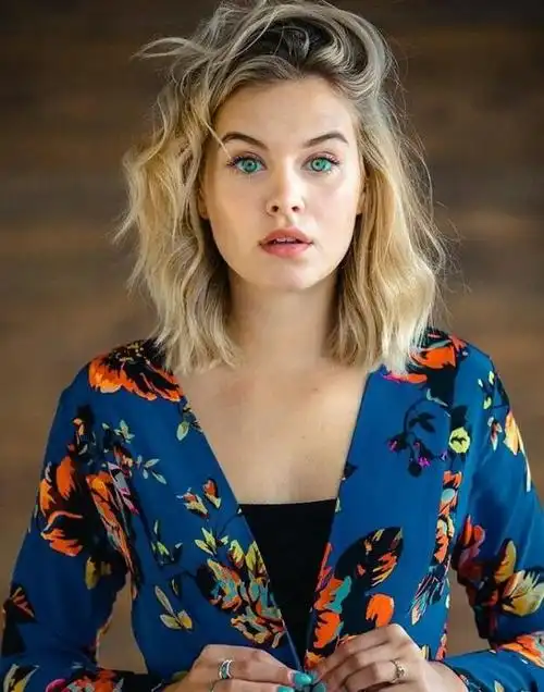 13岁就出道成为嫩模加拿大的宝藏女孩没有一女命但有女主的脸