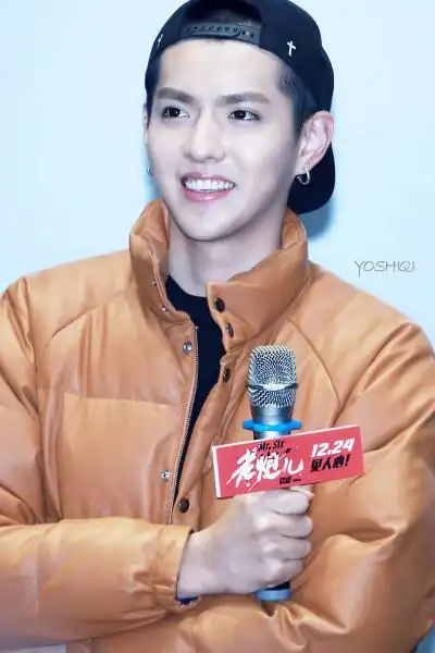 明星 吴亦凡 kirs 帅哥 男神 小爷 | 你是我见过最美的风景| 你的微笑