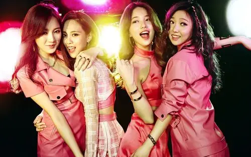 missa孟佳王霏霏从前的组合是何方神圣出道即大赏来看missa孟佳王霏霏