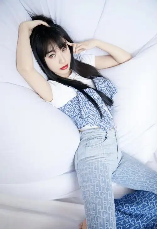 社会温柔妹2021-04-28 16:40:2128日,李菲儿参加某活动,被问网传