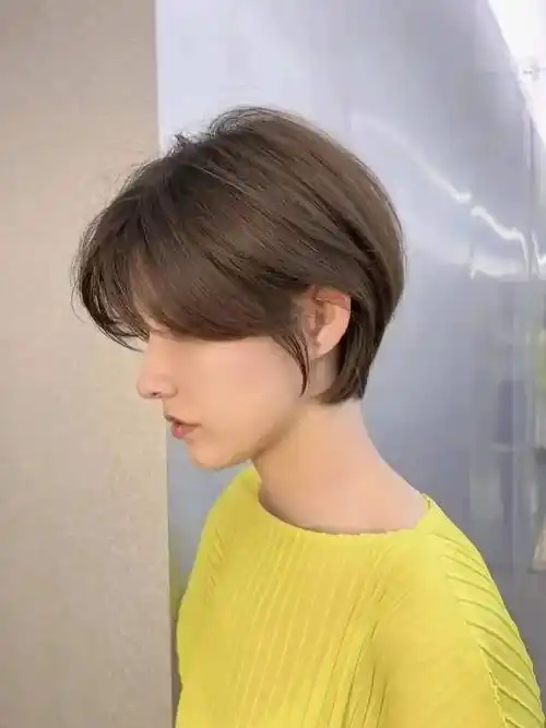 爆款女士短发来了,个性时尚有特色,喜欢别错过_发型_头发_魅力