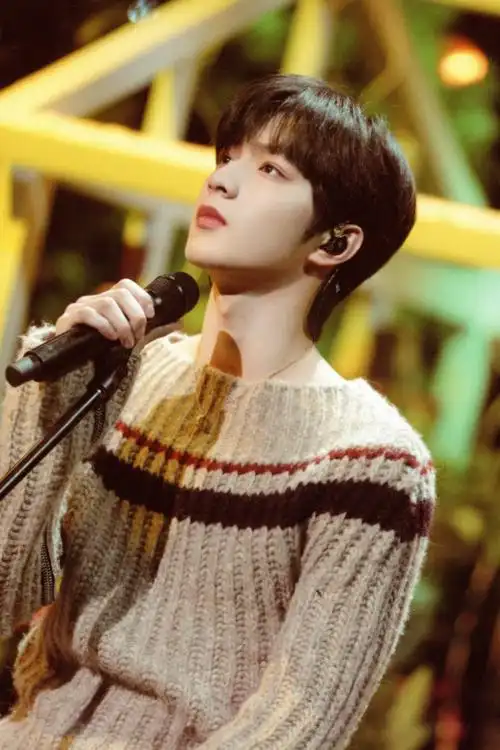 《乌托邦少年》三时有声预售礼高清扫图②无水印使用请标源#刘耀文