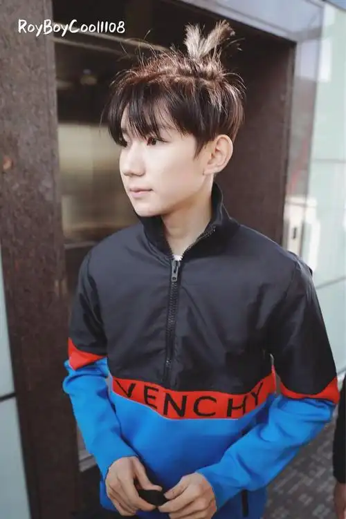 王源发型合集来袭,又a又奶的帅气圆圆