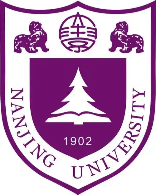 校徽:南京大学