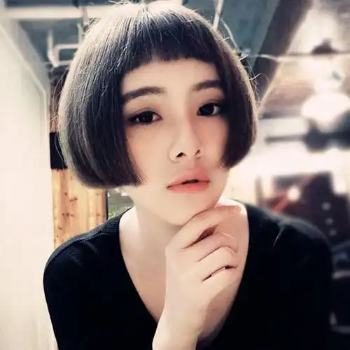 短发女生韩版图片