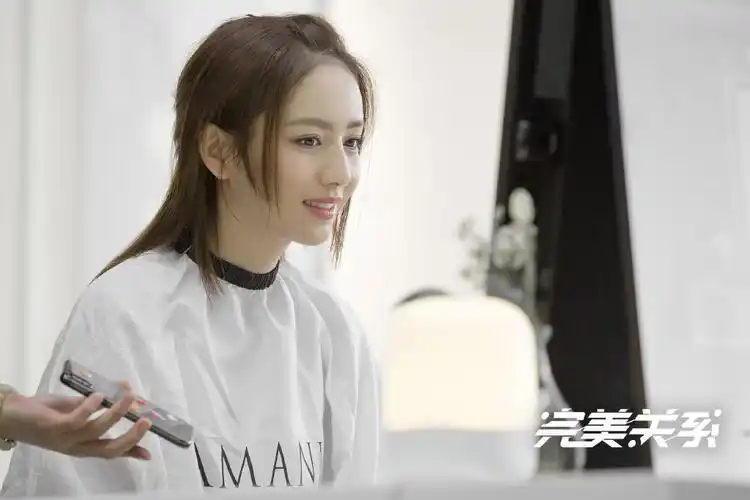 佟丽娅完美关系全新剧照图片22