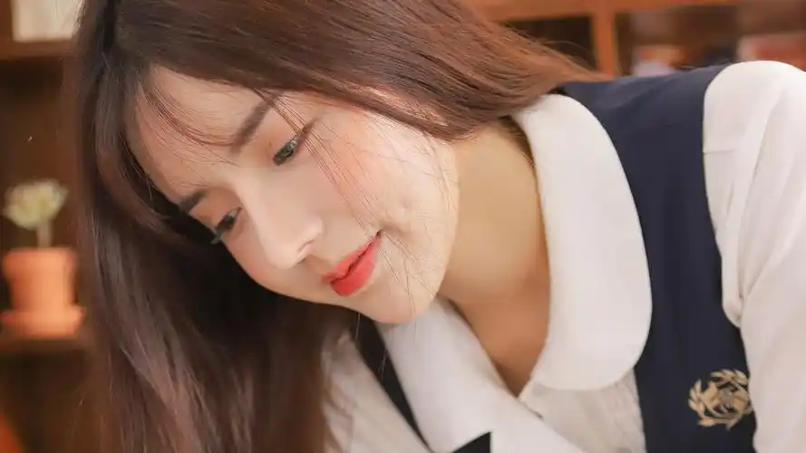 顶级清新气质美女私房写真-美女壁纸 - 壁纸家