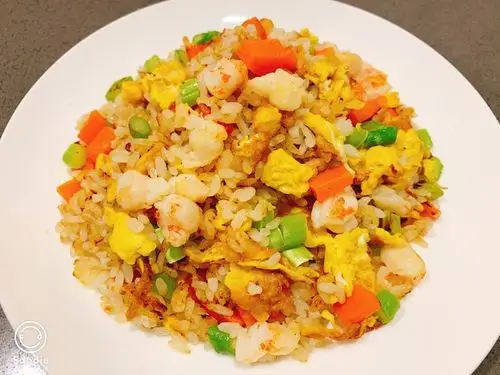 1人做过这道菜lepurecuisine蛋炒饭也可以很高级用料虾仁克鸡蛋个米饭