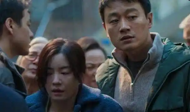 冲着于文文看《消失的孩子》,却被佟大为的哭戏吸引_儿子_情绪_剧情