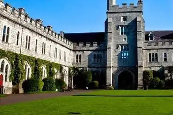 世界上最恐怖的六所学校