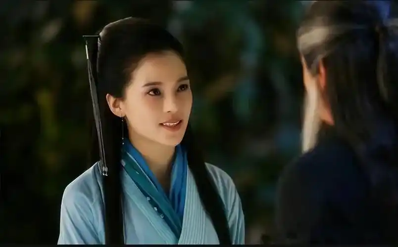 "换脸"又改名,赵韩樱子成为陌生人