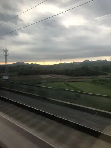 高铁看风景