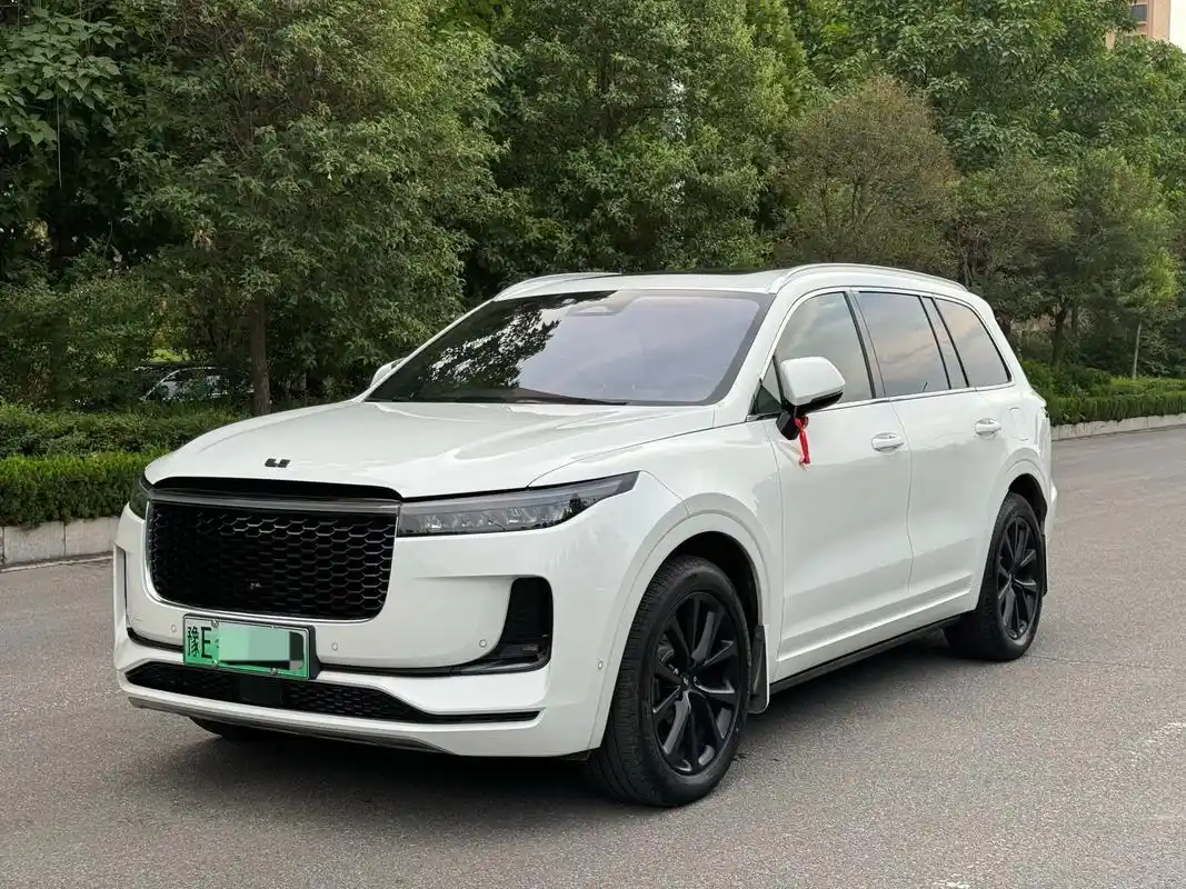 新到21年理想one增程6座版 油电混合动力,安阳本地一手车