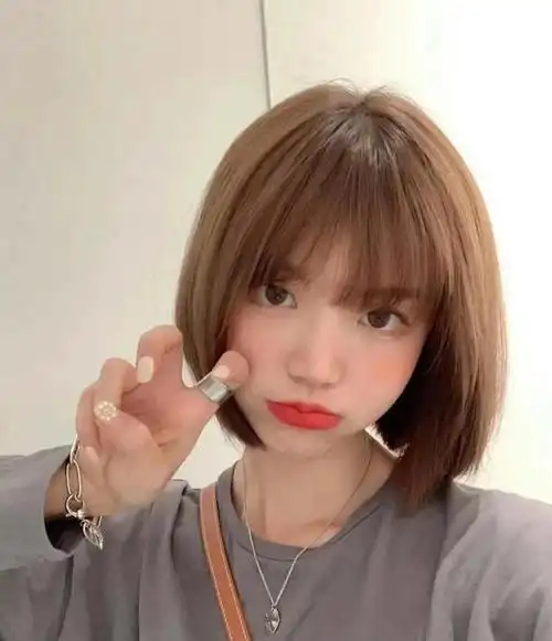 (2021最火短发减龄发型20岁) - 冷求网