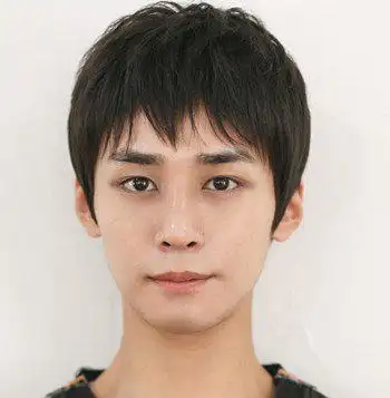 男生清爽帅气短发发型图片夏天适合