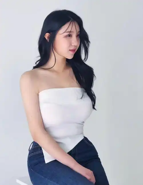 清纯脸蛋,微胖身材,还是啦啦队队员|减肥|塑形|曲线感|好身材_网易