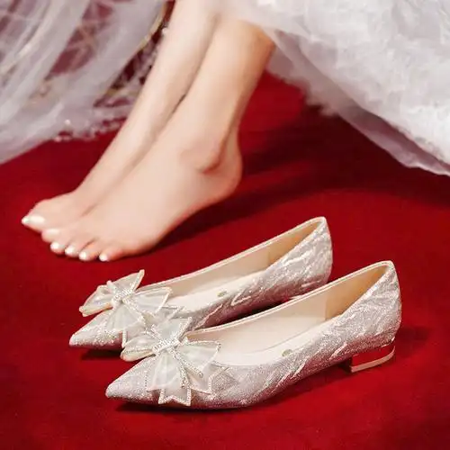 平底婚鞋女2021年新款孕妇日常可穿新娘不累脚结婚鞋秀禾婚纱两穿